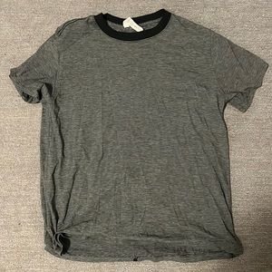 Lululemon tshirt